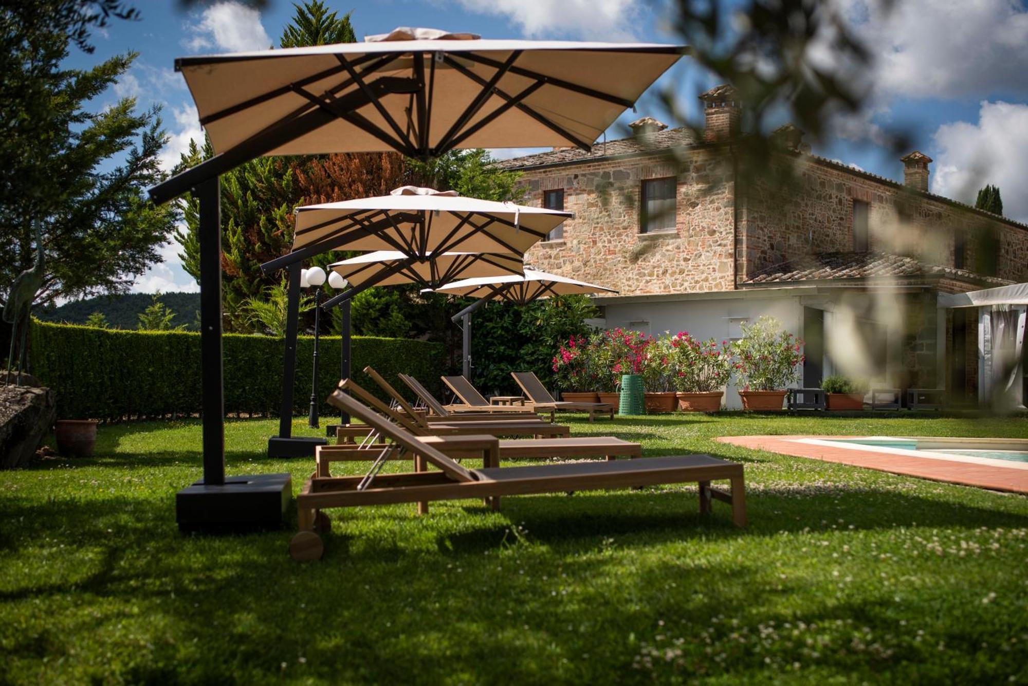Poggio Paradiso Resort & Spa Montefollonico Eksteriør billede