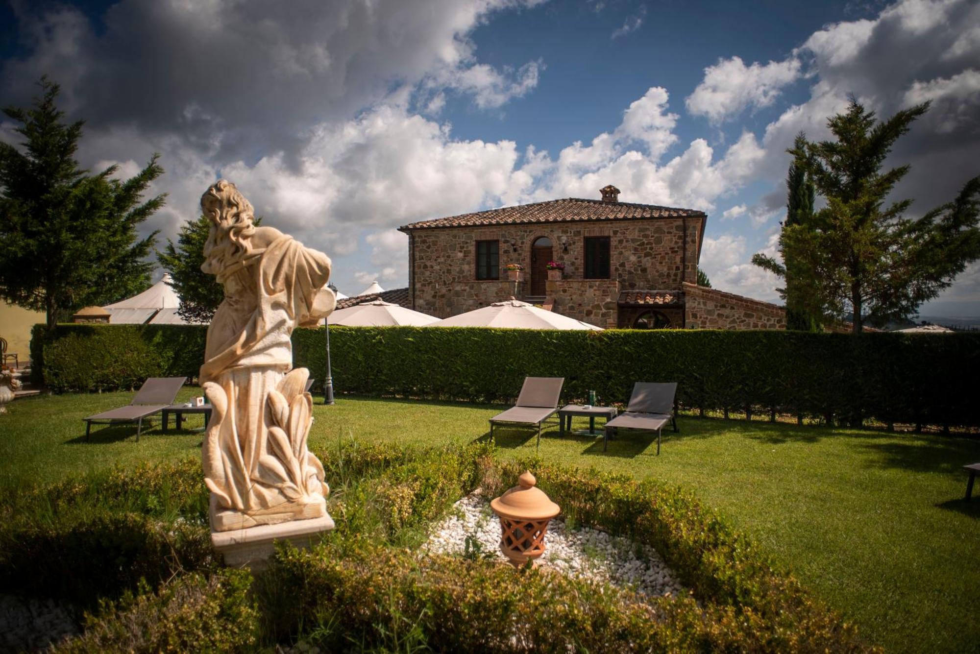 Poggio Paradiso Resort & Spa Montefollonico Eksteriør billede