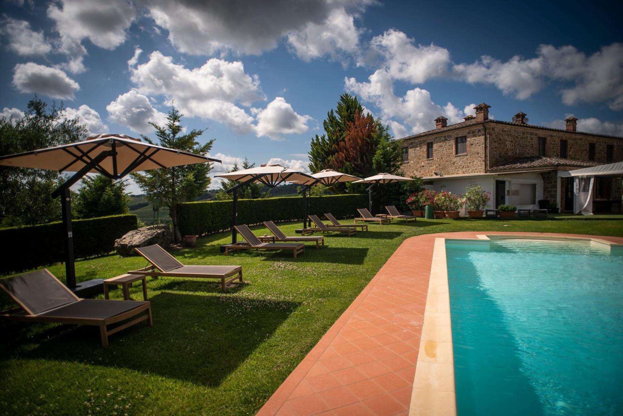 Poggio Paradiso Resort & Spa Montefollonico Eksteriør billede