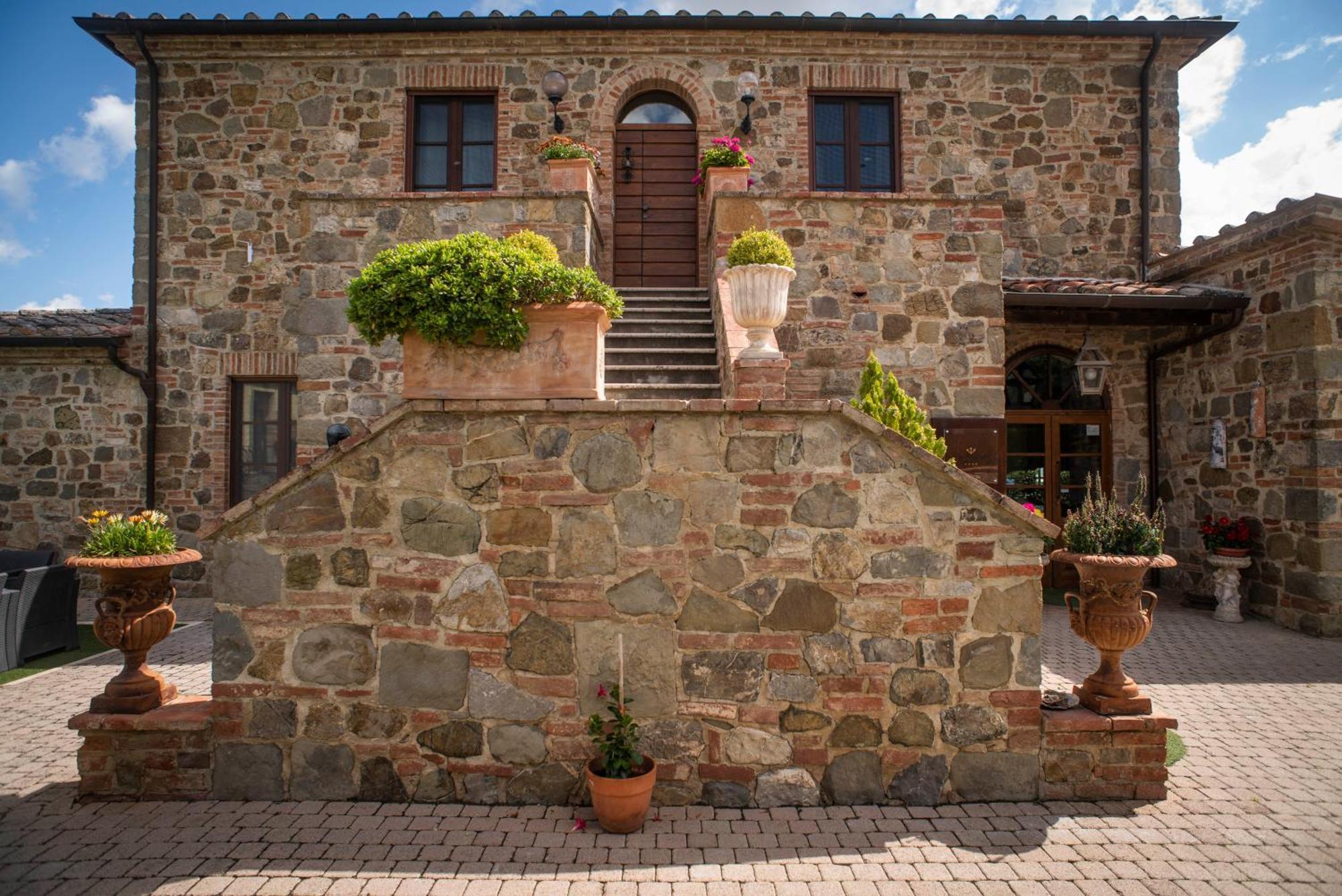 Poggio Paradiso Resort & Spa Montefollonico Eksteriør billede