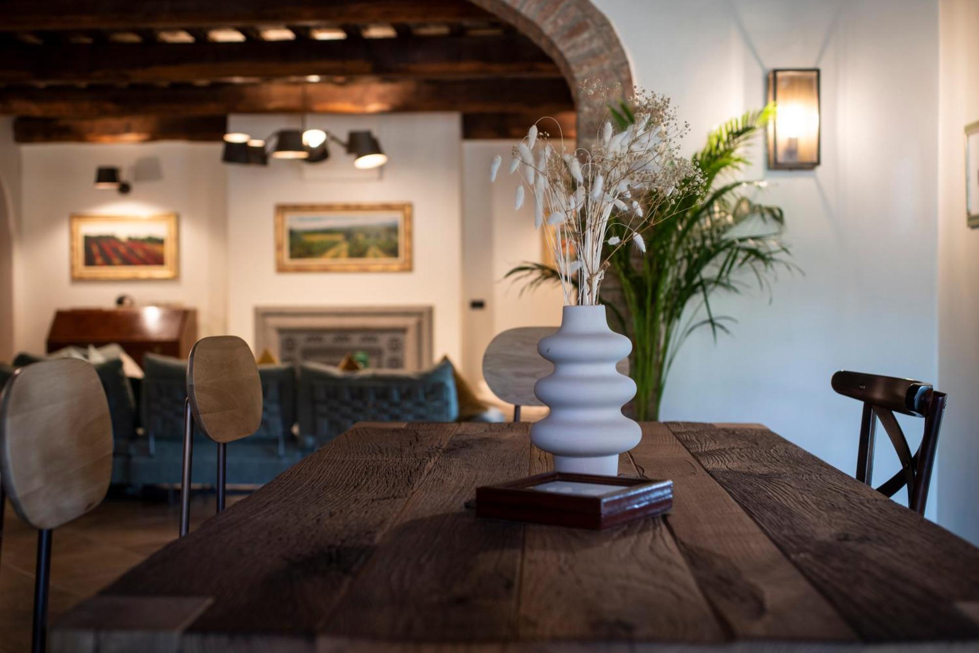 Poggio Paradiso Resort & Spa Montefollonico Eksteriør billede
