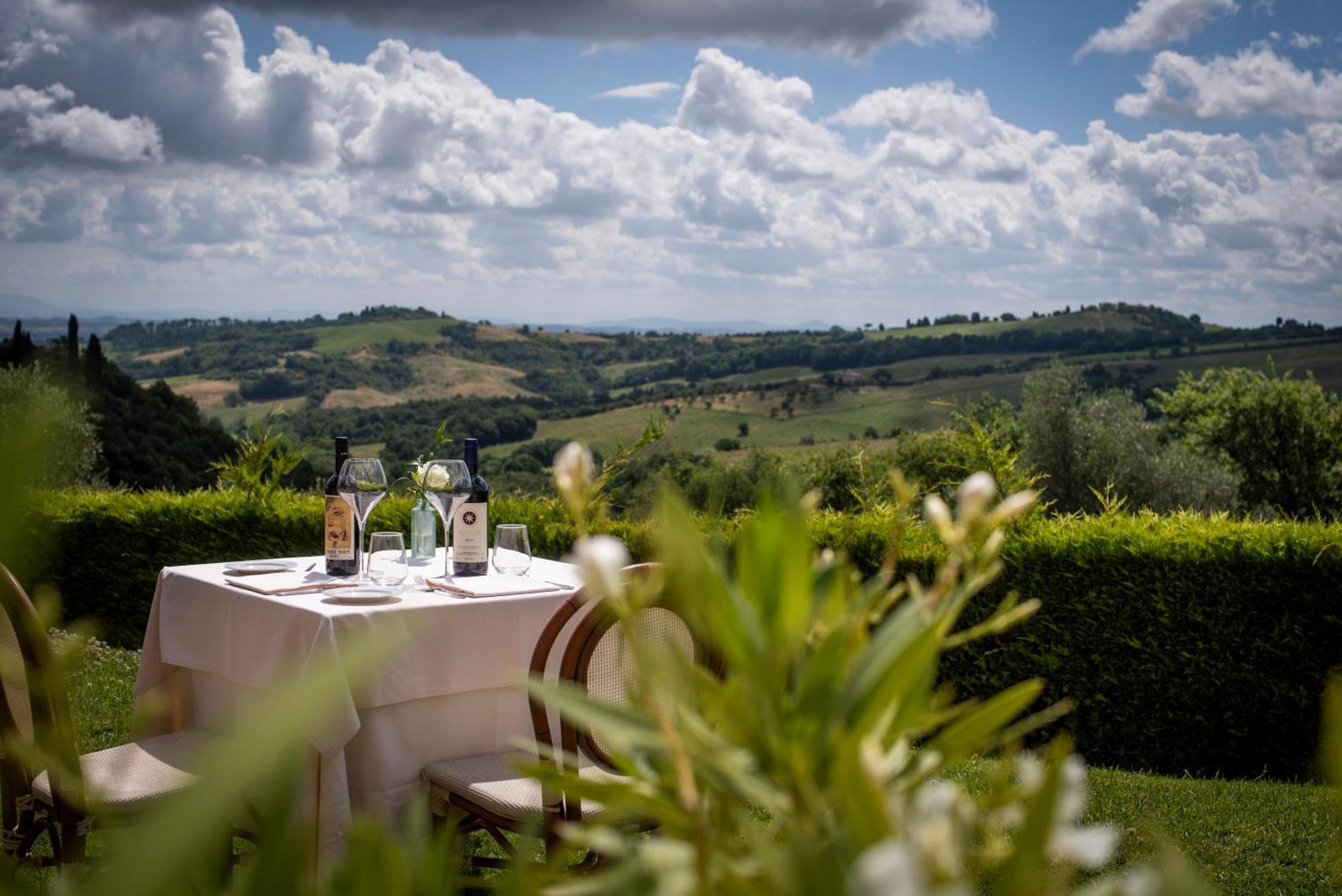 Poggio Paradiso Resort & Spa Montefollonico Eksteriør billede